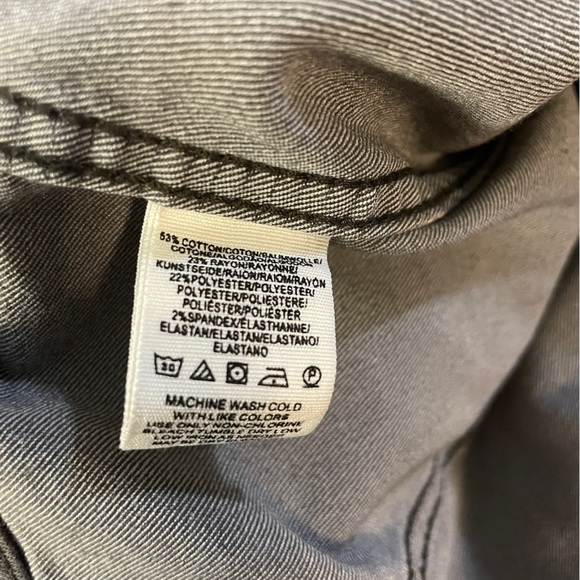 Free People Light Grey Washed / Faded Black Modern Femme Denim Skirt Size 4 - Picture 7 of 13